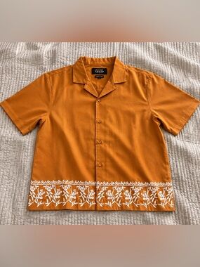 NATIVE YOUTH Tan Short Sleeve Shirt with White Floral Detail